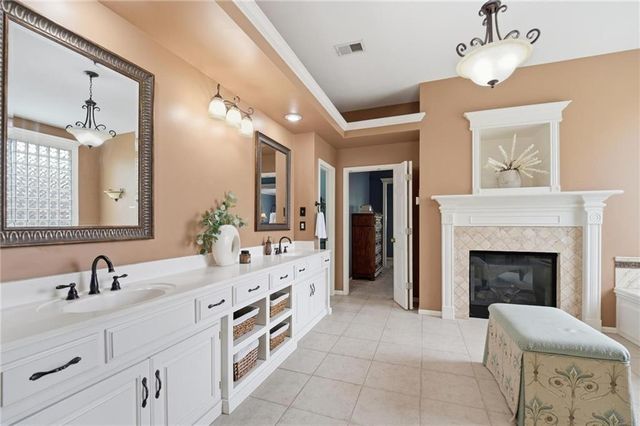 15430 Iron Horse Circle, Leawood, KS 66224