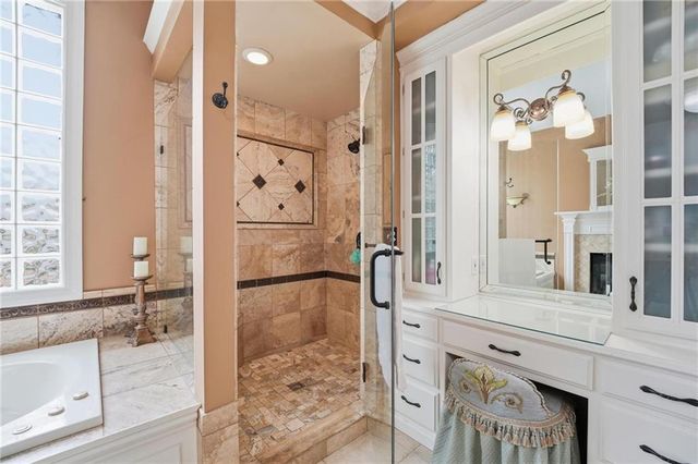 15430 Iron Horse Circle, Leawood, KS 66224