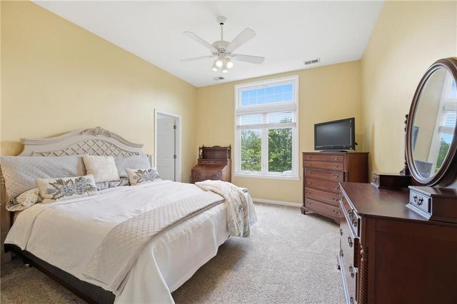 15430 Iron Horse Circle, Leawood, KS 66224