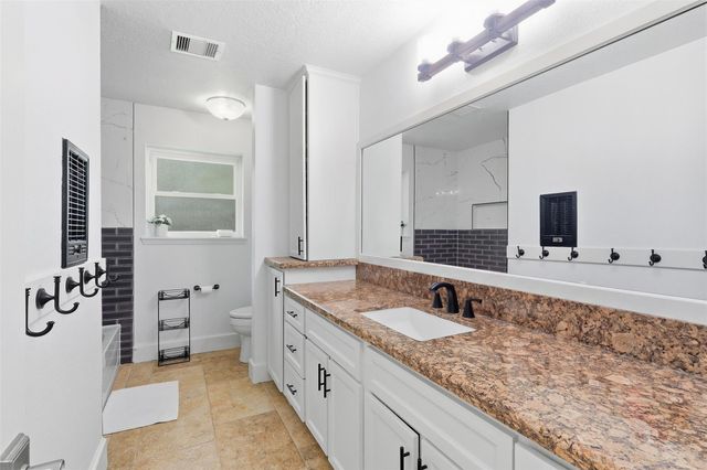 13537 Laramie Trail, Montgomery, TX 77316