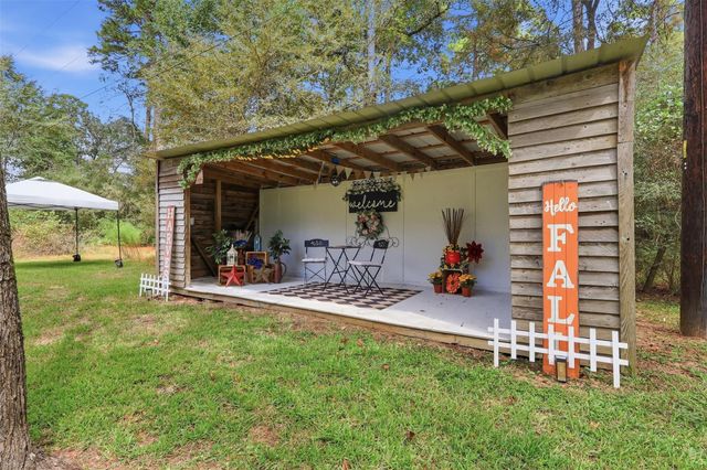 13537 Laramie Trail, Montgomery, TX 77316