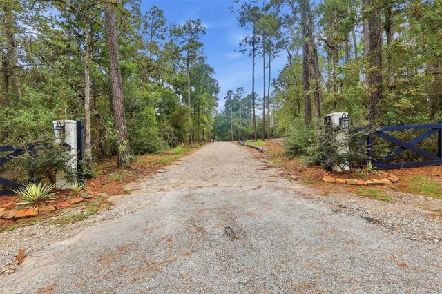 13537 Laramie Trail, Montgomery, TX 77316