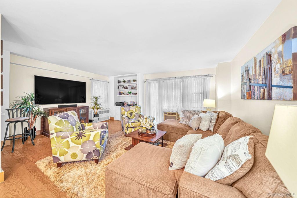 400 Cozine Avenue 1J, Brooklyn, NY 11207 — photo 5