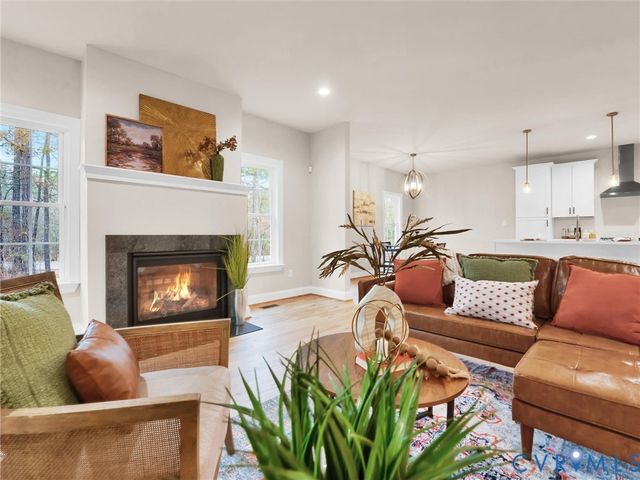 30305 Victoria Way, Petersburg, VA 23805