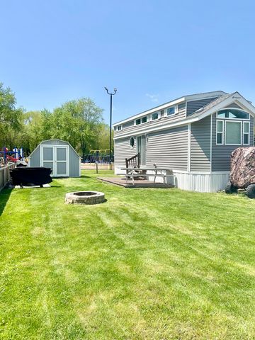 5300 Old Porter Road, Portage, IN 46368