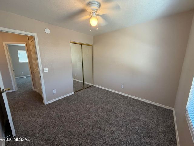 1925 S Mcconnell Drive, Tucson, AZ 85710