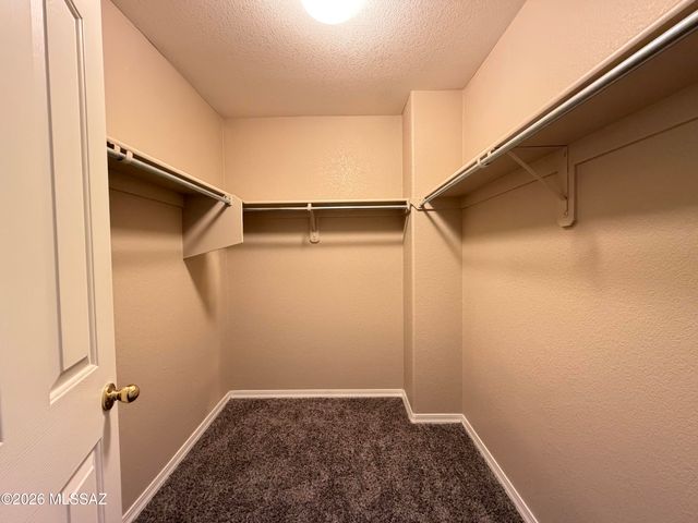 1925 S Mcconnell Drive, Tucson, AZ 85710