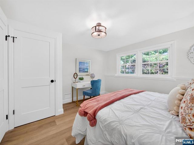 51 Bedford Place, Ramsey, NJ 07446