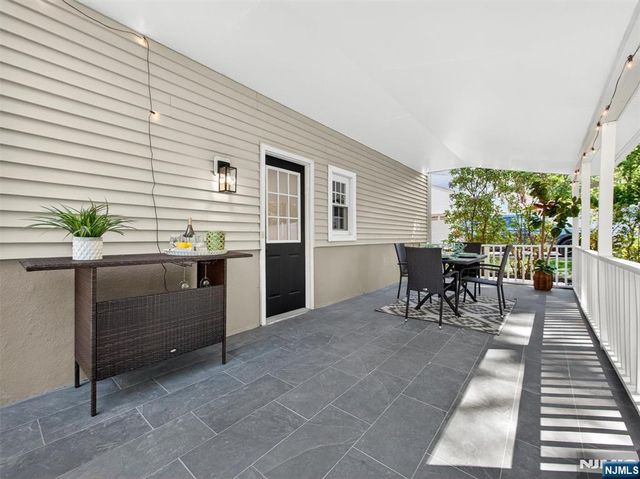 51 Bedford Place, Ramsey, NJ 07446