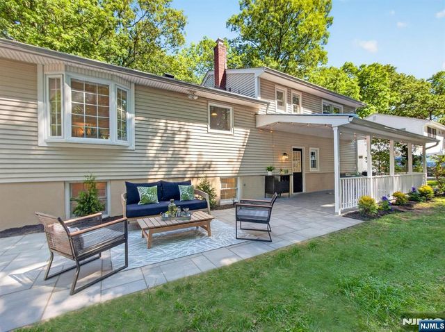 51 Bedford Place, Ramsey, NJ 07446