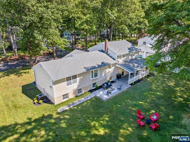 51 Bedford Place, Ramsey, NJ 07446
