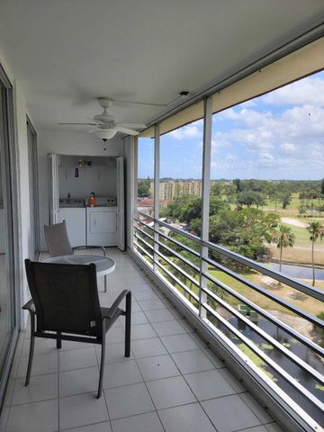 3465 Via Poinciana 806, Lake Worth, FL 33467