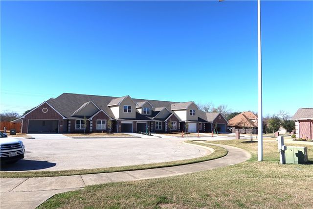 2002 Reagan Court, Bryan, TX 77802