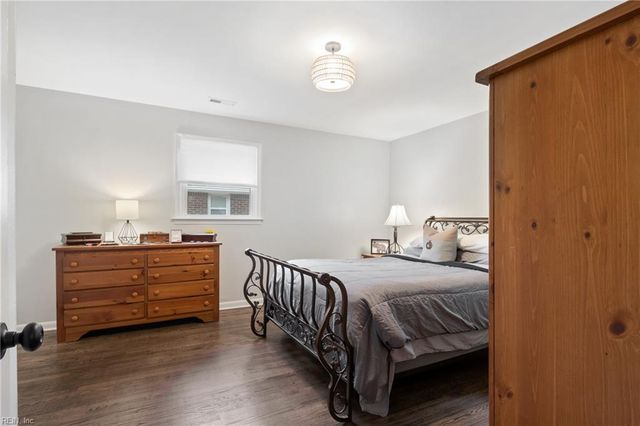 1402 Elder AVE, Chesapeake, VA 23325