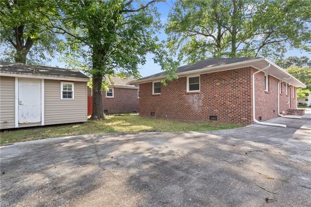 1402 Elder AVE, Chesapeake, VA 23325