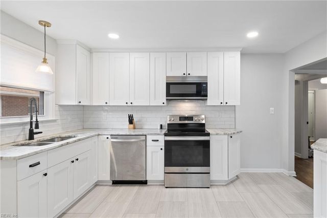 1402 Elder AVE, Chesapeake, VA 23325