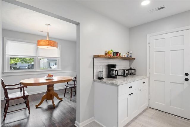 1402 Elder AVE, Chesapeake, VA 23325
