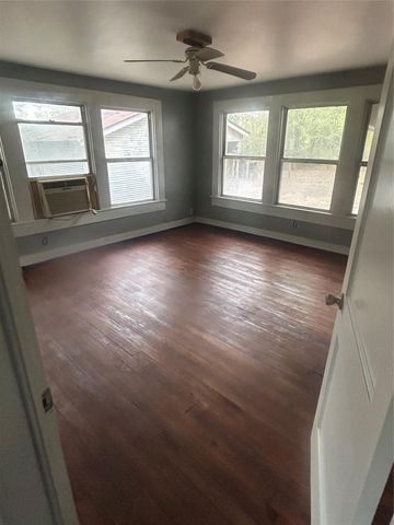 410 E 1st Street, Groveton, TX 75845