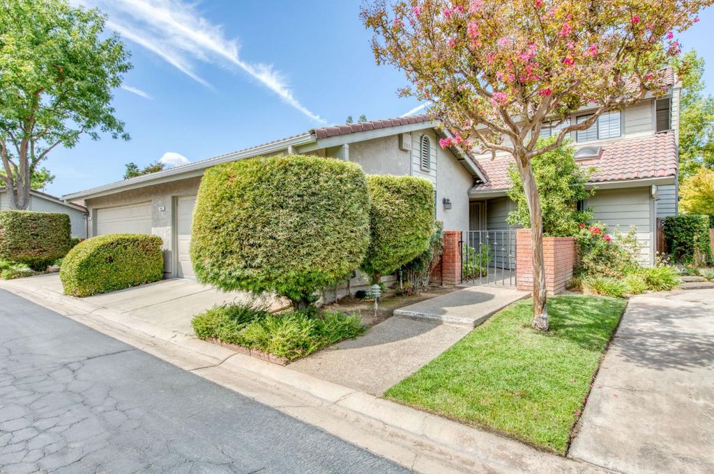 7047 N Teilman Avenue # 101, Fresno, CA 93711