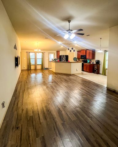 12109 Castleford Way, Fort Worth, TX 76036