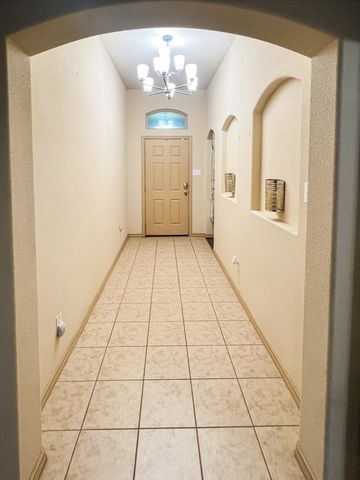 12109 Castleford Way, Fort Worth, TX 76036