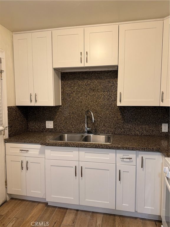 14225 Newport, Tustin, CA 92780