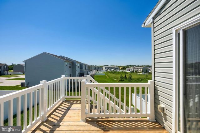 27 HOLSTEIN DR, Hanover, PA 17331