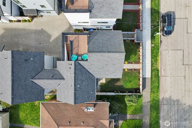 3239 61st Avenue SW, Seattle, WA 98116