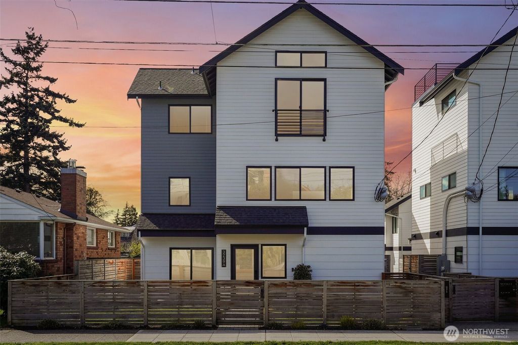 3239 61st Avenue SW, Seattle, WA 98116