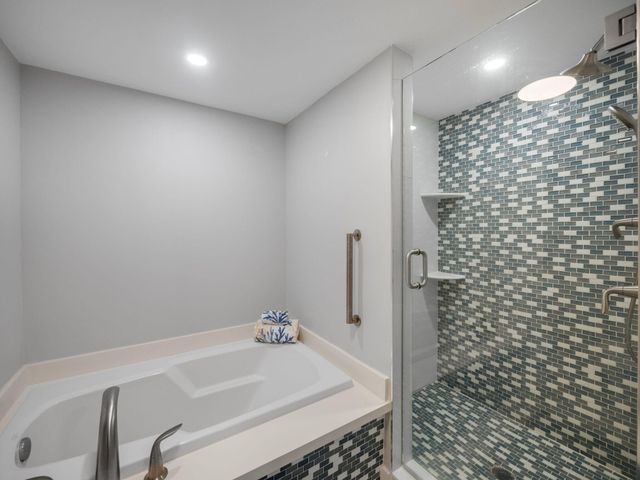 3400 N OCEAN Drive 1601, Singer Island, FL 33404