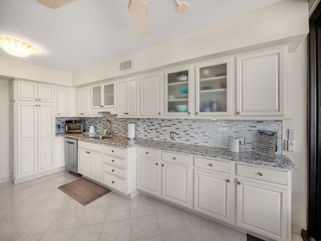 3400 N OCEAN Drive 1601, Singer Island, FL 33404