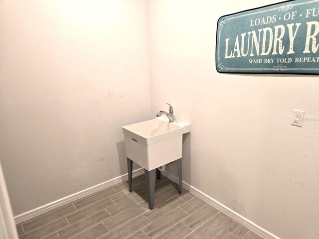 36851 HIGHLAND MEADOWS COURT, Zephyrhills, FL 33542