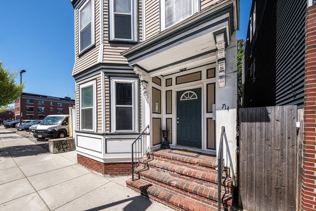 714 E 4th St 3, Boston, MA 02127