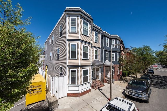 714 E 4th St 3, Boston, MA 02127