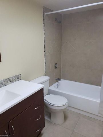 405 SE Van Loon TER C, Cape Coral, FL 33990