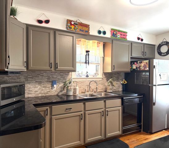 1311 S Grant Street, Bay City, MI 48708