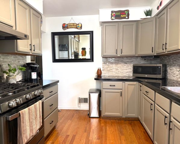 1311 S Grant Street, Bay City, MI 48708