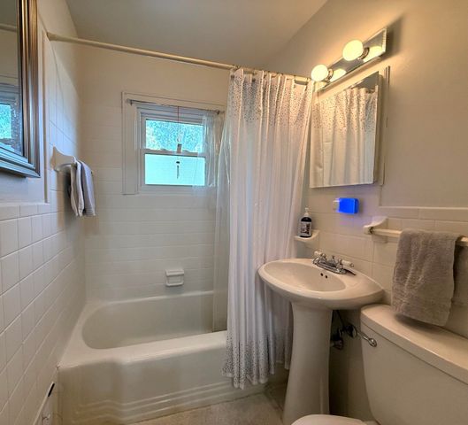 1311 S Grant Street, Bay City, MI 48708