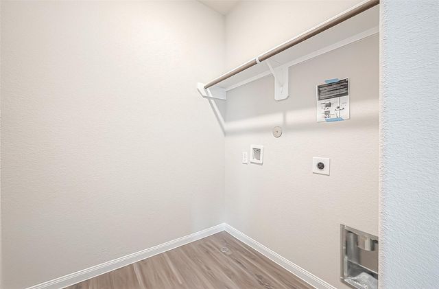 4923 Luke Mathew Drive, Rosharon, TX 77583