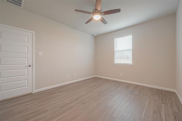 4923 Luke Mathew Drive, Rosharon, TX 77583