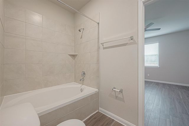 4923 Luke Mathew Drive, Rosharon, TX 77583