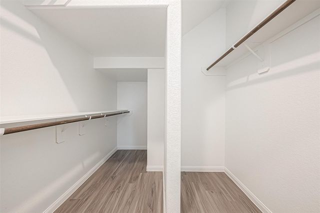 4923 Luke Mathew Drive, Rosharon, TX 77583