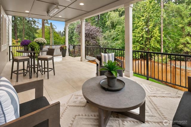 807 130th Avenue NE, Bellevue, WA 98004