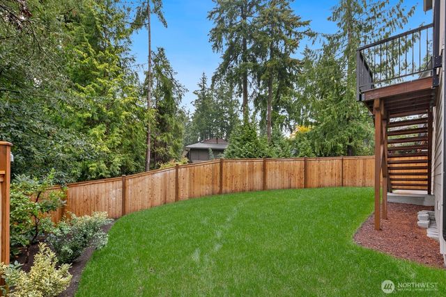 807 130th Avenue NE, Bellevue, WA 98004