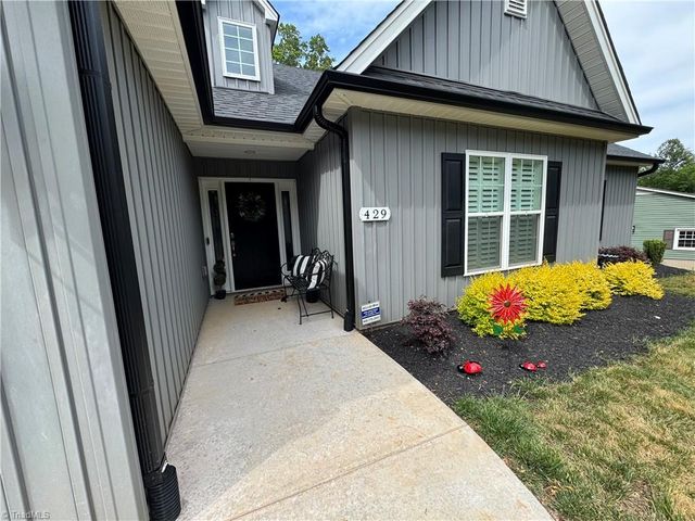 429 Winchester Drive, King, NC 27021