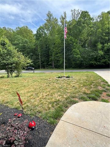 429 Winchester Drive, King, NC 27021