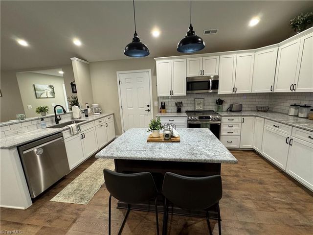429 Winchester Drive, King, NC 27021