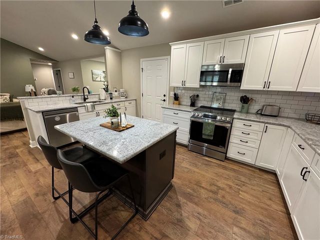 429 Winchester Drive, King, NC 27021