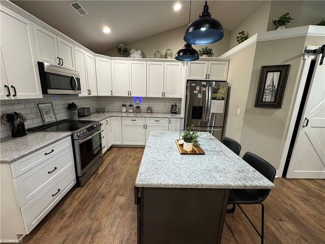 429 Winchester Drive, King, NC 27021