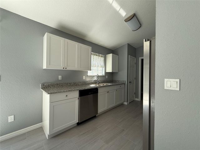 6 EMERALD TRAIL RUN, Ocala, FL 34472